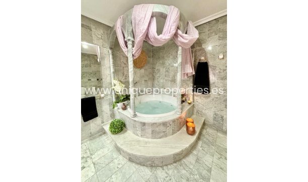 Resale - Village House -
Olula del Rio