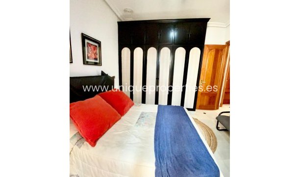 Resale - Village House -
Olula del Rio