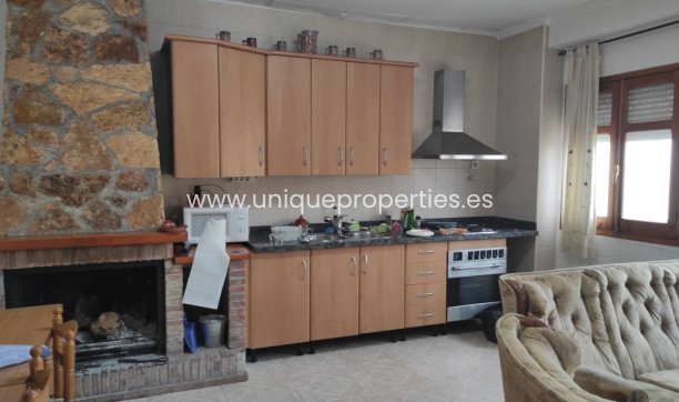 Herverkoop - Village House -
Albox
