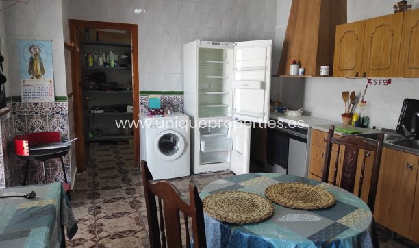 Resale - Village House -
Somontin