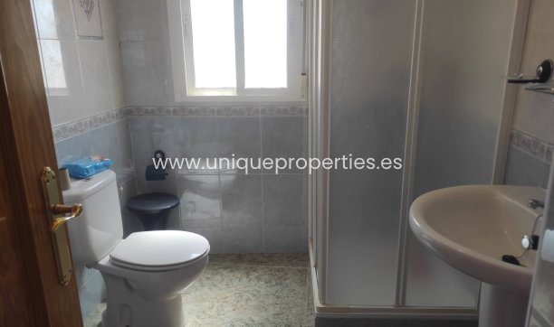 Herverkoop - Village House -
Somontin