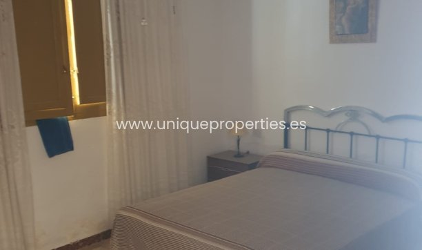 Revente - Cave House -
Caniles