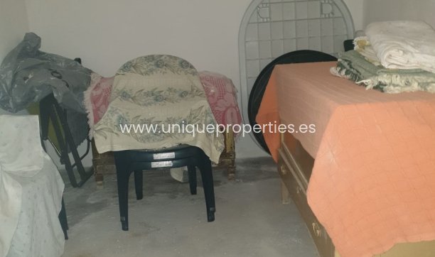 Revente - Cave House -
Caniles