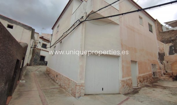 Revente - Village House -
Lucar