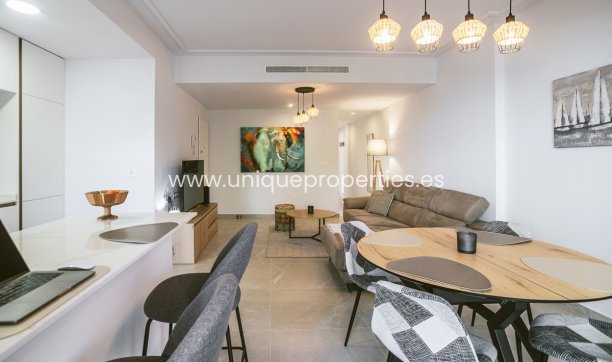 Herverkoop - Apartment -
Torrevieja - Playa del Cura