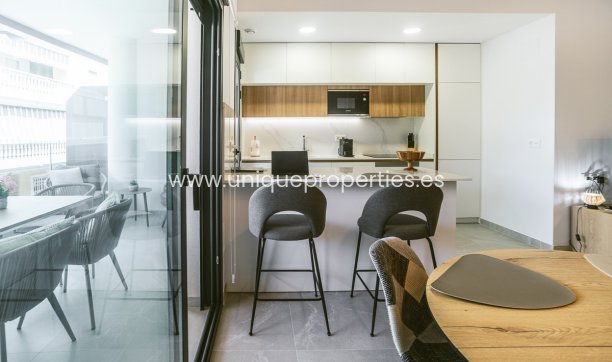 Herverkoop - Apartment -
Torrevieja - Playa del Cura