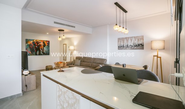 Herverkoop - Apartment -
Torrevieja - Playa del Cura
