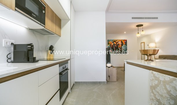 Herverkoop - Apartment -
Torrevieja - Playa del Cura