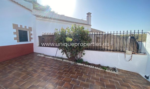 Herverkoop - Cave House -
Cortes de Baza