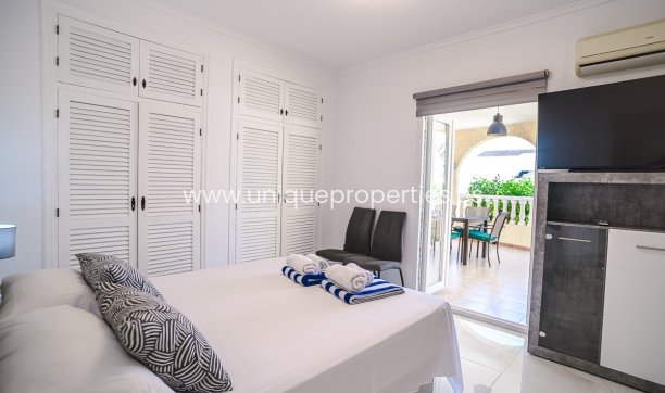 Herverkoop - Villa -
Torrevieja - La Siesta