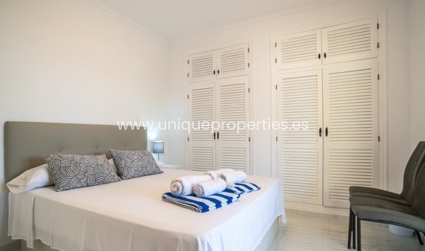 Herverkoop - Villa -
Torrevieja - La Siesta