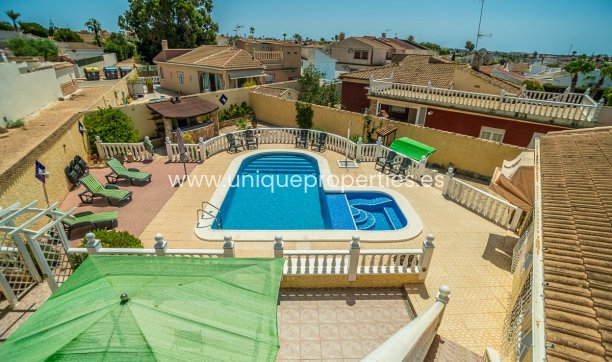 Herverkoop - Villa -
Torrevieja - La Siesta