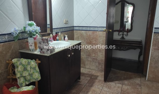 Resale - Village House -
Olula del Rio