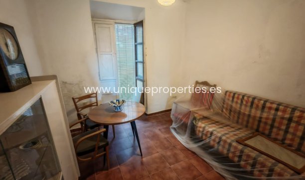 Reventa - Village House -
Partaloa