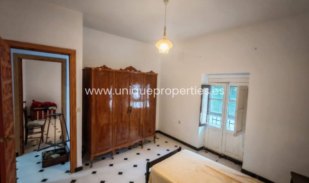 Reventa - Village House -
Partaloa