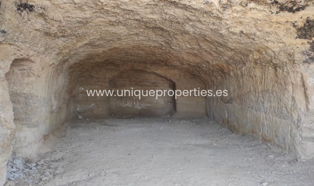 Revente - Cave House -
Huescar