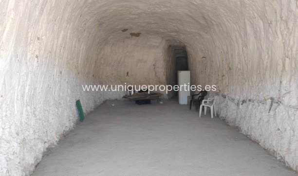 Revente - Cave House -
Huescar