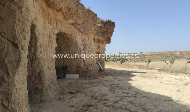 Revente - Cave House -
Huescar