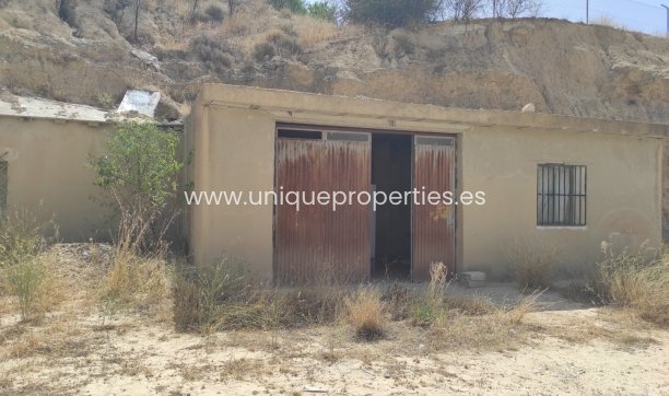 Revente - Cave House -
Huescar