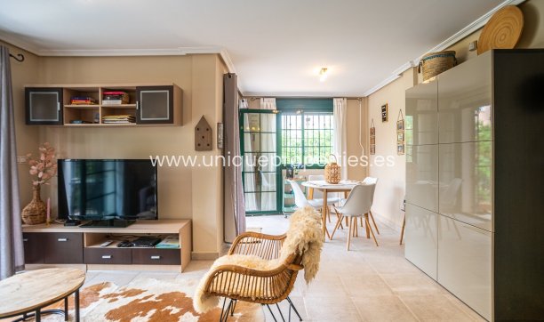 Resale - House -
Torrevieja - LOS BALCONES - LOS ALTOS