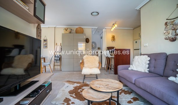 Resale - House -
Torrevieja - LOS BALCONES - LOS ALTOS