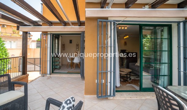 Resale - House -
Torrevieja - LOS BALCONES - LOS ALTOS