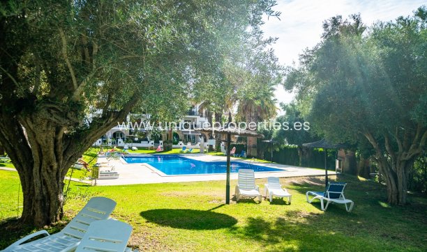 Resale - Apartment -
Orihuela - VILLAMARTÍN