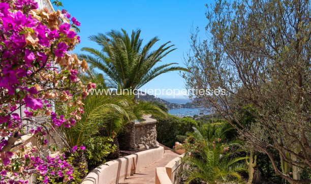 Resale - Vila -
Port d'Andratx - Andratx