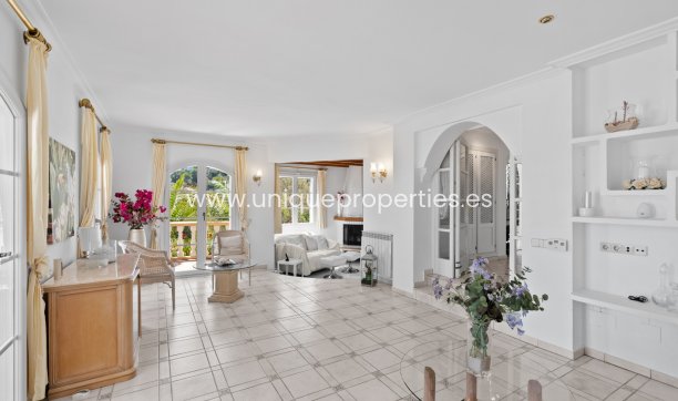 Resale - Vila -
Port d'Andratx - Andratx