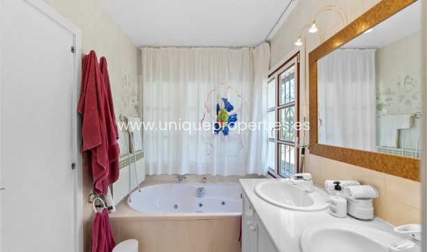Resale - Vila -
Port d'Andratx - Andratx