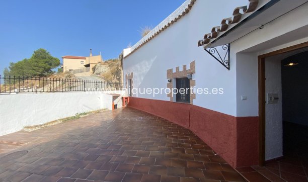 Resale - Cave House -
Cortes de Baza