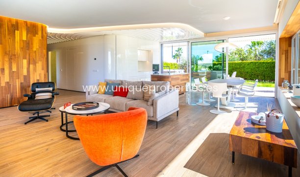 Reventa - Ground Floor -
LAS COLINAS GOLF RESORT