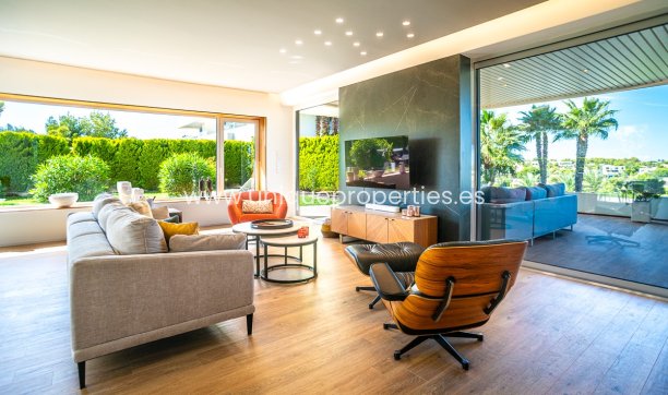 Reventa - Ground Floor -
LAS COLINAS GOLF RESORT