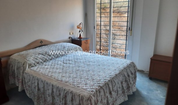 Reventa - Village House -
Macael