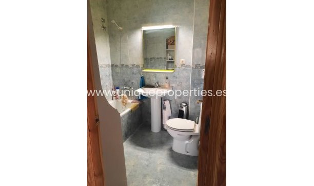 Reventa - Village House -
Macael