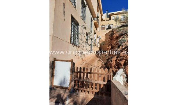 Reventa - Village House -
Macael