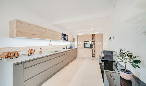 Reventa - Vila -
Palma - SON VIDA