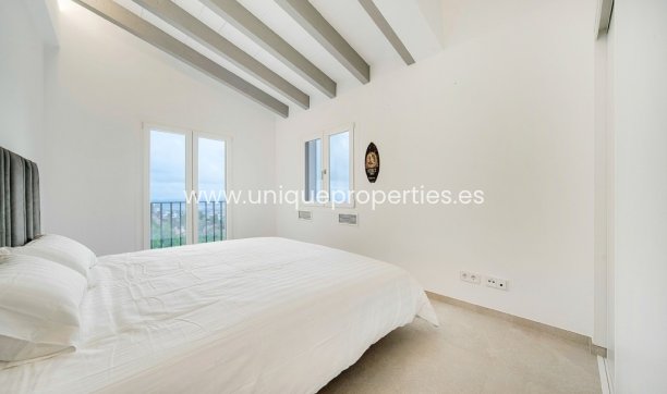 Reventa - Vila -
Palma - SON VIDA