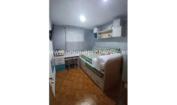 Reventa - Apartment -
Purchena