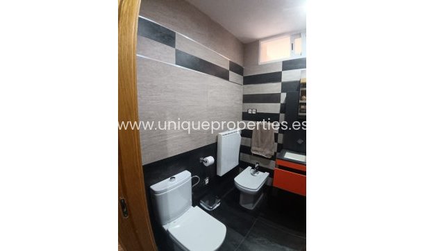 Reventa - Apartment -
Purchena