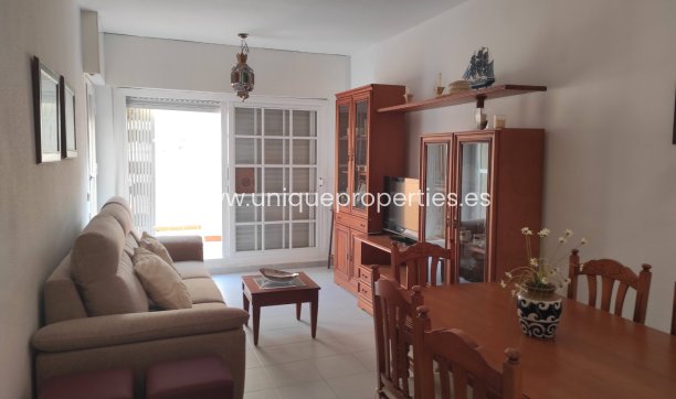 Herverkoop - Apartment -
Garrucha