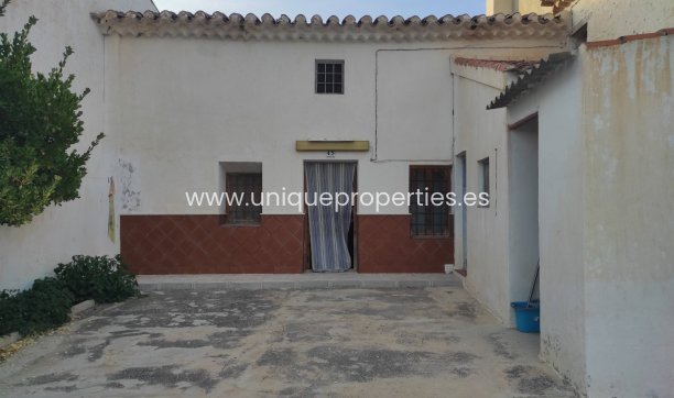 Reventa - Village House -
Galera