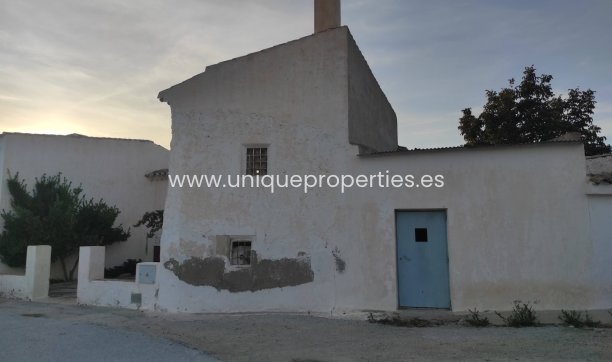 Reventa - Village House -
Galera