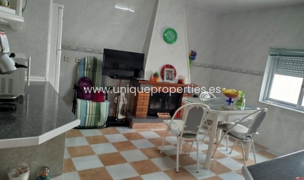 Reventa - Village House -
Macael