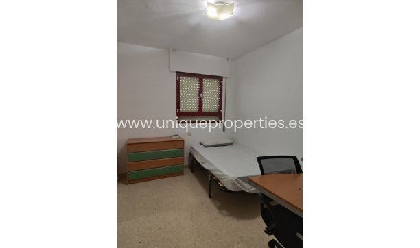 Reventa - Apartment -
Seron