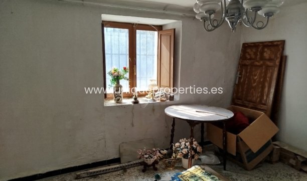 Revente - Village House -
Oria