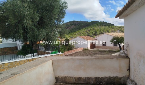 Revente - Village House -
Oria