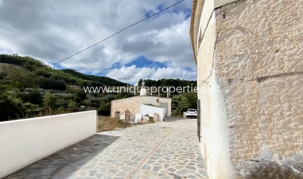 Revente - Village House -
Oria
