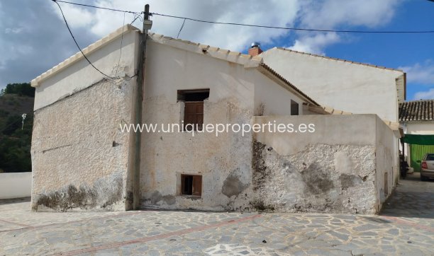 Revente - Village House -
Oria