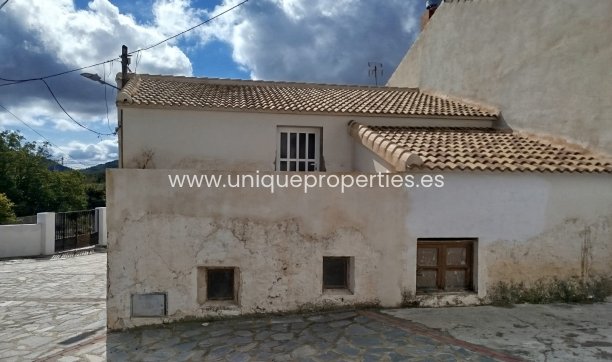 Revente - Village House -
Oria